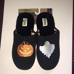 NWT Dearfoams Plush Halloween Scuffs